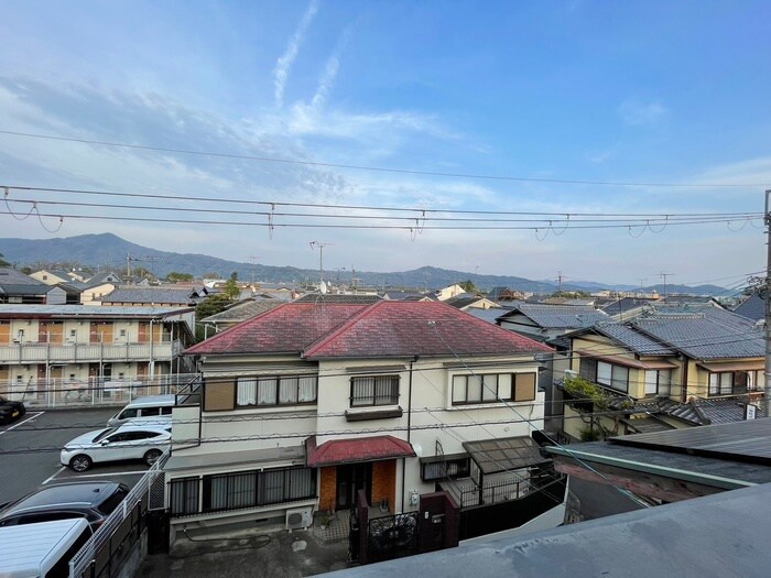 物件内観写真10　(室内からの展望)