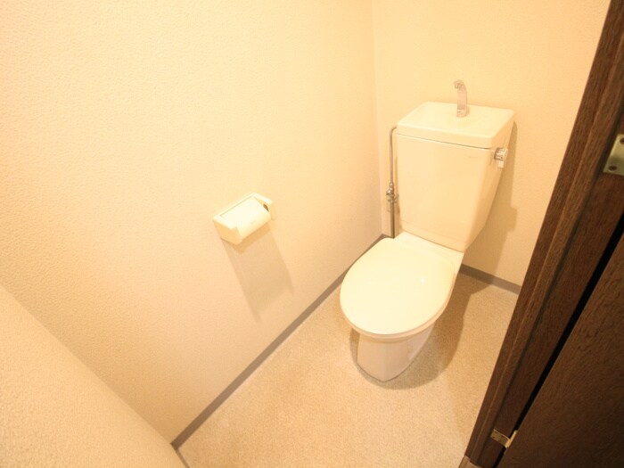物件内観写真11　(トイレ)