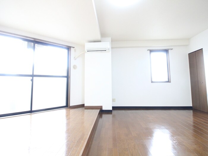 物件内観写真14　(居室)