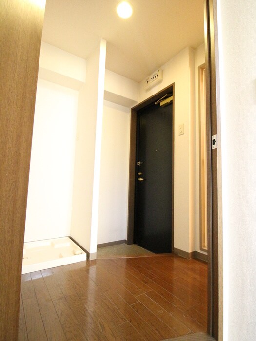 物件内観写真17　(廊下)