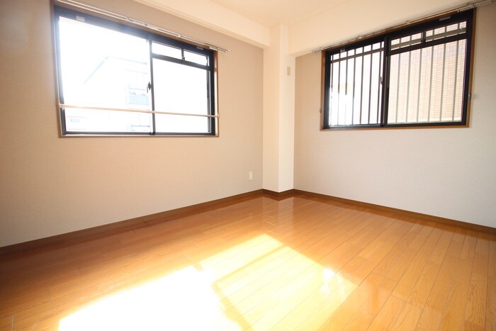 物件内観写真15　(居室)