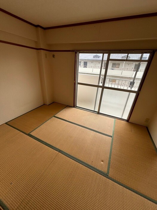 物件内観写真15　(居室)