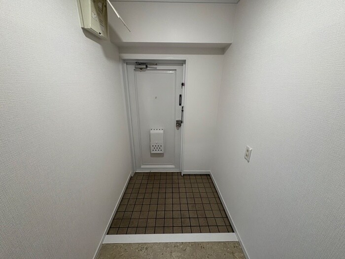 物件内観写真15　(玄関)
