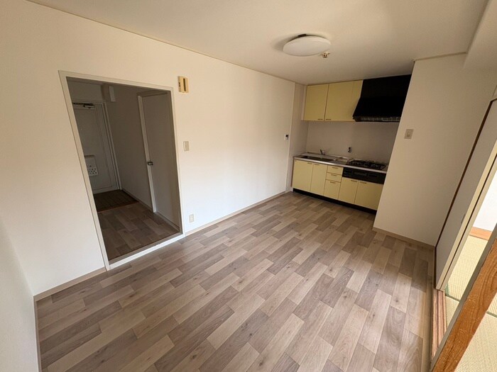 物件内観写真18　(居室)