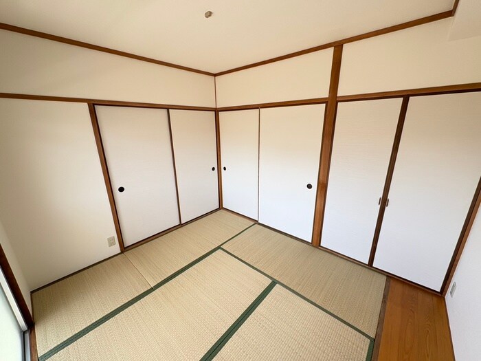 物件内観写真21　(居室)