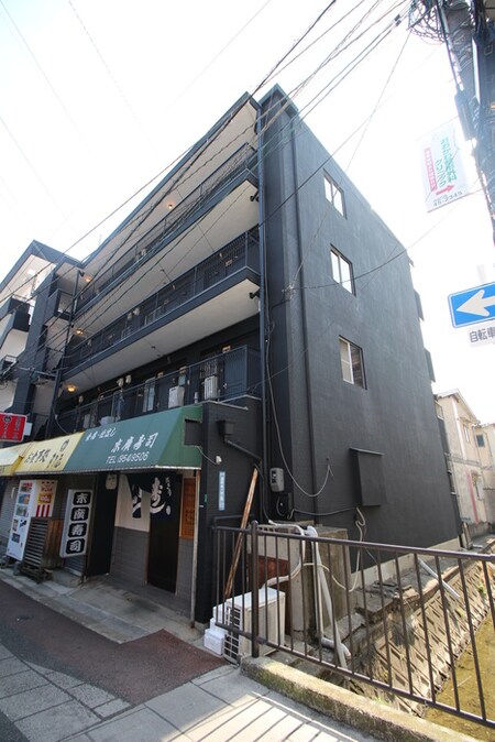 メビウス道明寺レジデンス西館外観写真
