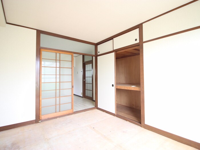 物件内観写真10　(居室)