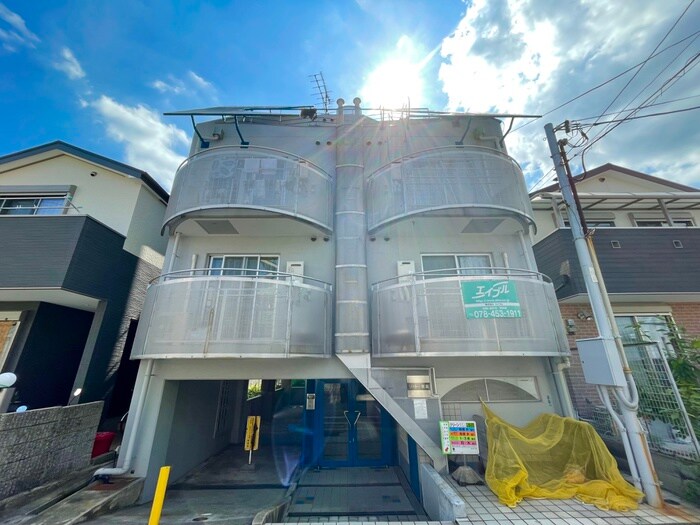 物件外観写真2　(外観写真)