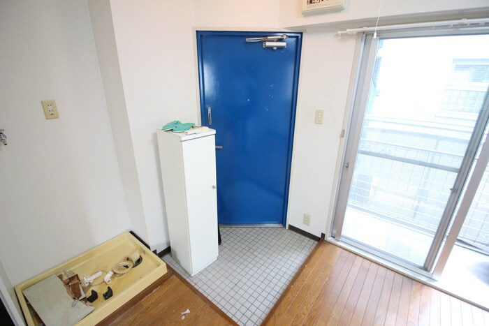 物件内観写真21　(玄関)