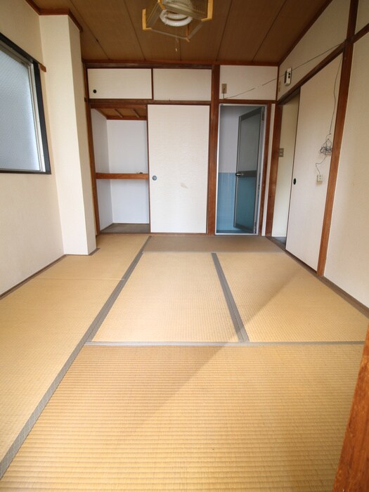 物件内観写真9　(居室)