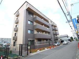 レジェンド太秦外観写真