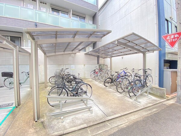 駐輪場