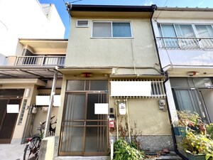 三宅中3丁目3-8　テラスハウス外観写真