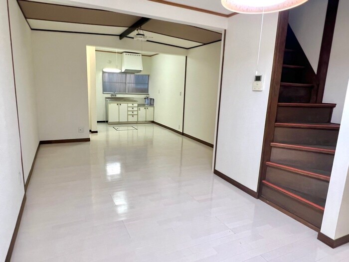 物件内観写真7　(居室)