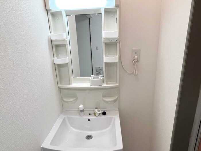 物件内観写真14　(洗面)