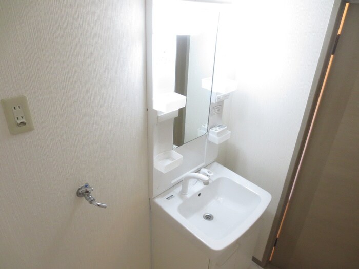 物件内観写真9　(洗面)