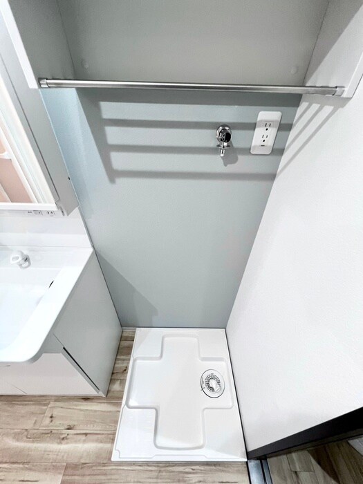 物件内観写真16　(洗濯機置場)