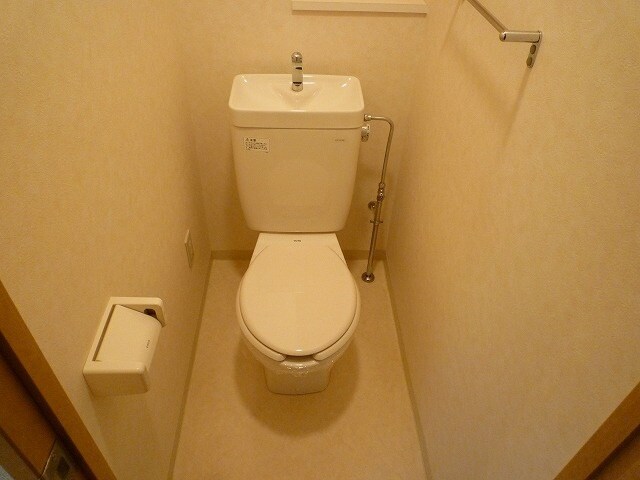 物件内観写真10　(トイレ)