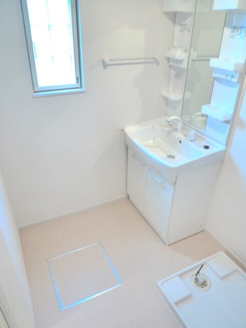 物件内観写真13　(洗面)