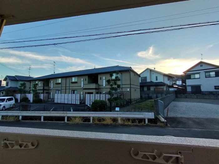 物件内観写真22　(室内からの展望)