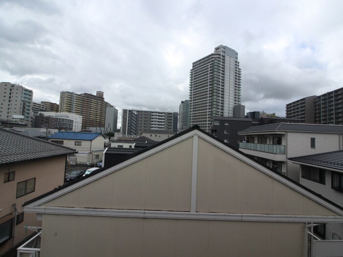 物件内観写真15　(室内からの展望)