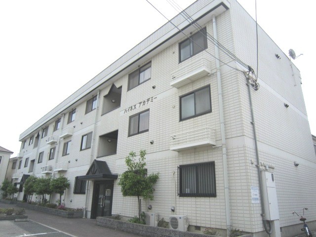 ハイネスアカデミ－
