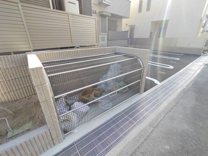 物件外観写真5　(建物設備)