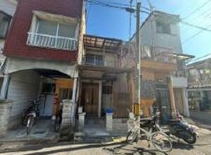 門真市五月田町テラスハウス外観写真