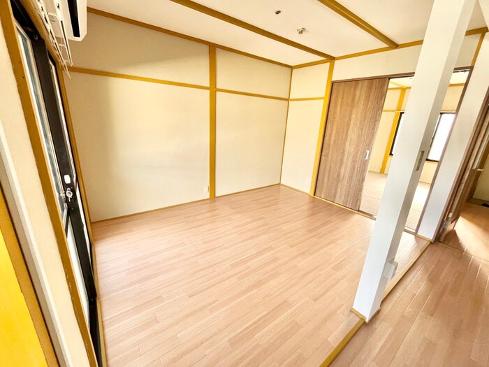 物件内観写真19　(居室)