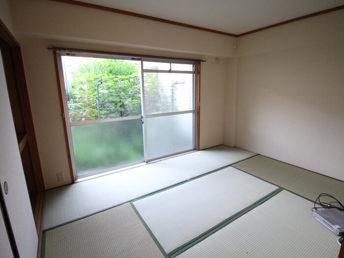 物件内観写真21　(居室)