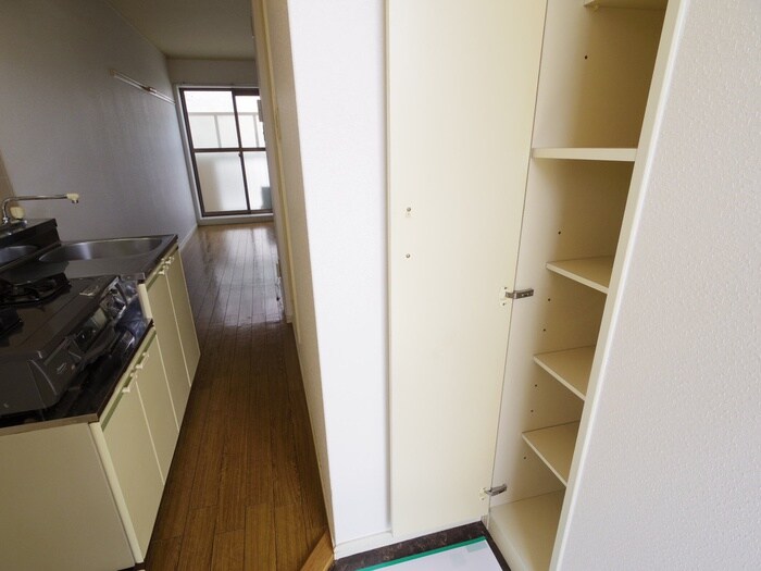 物件内観写真17　(靴箱)