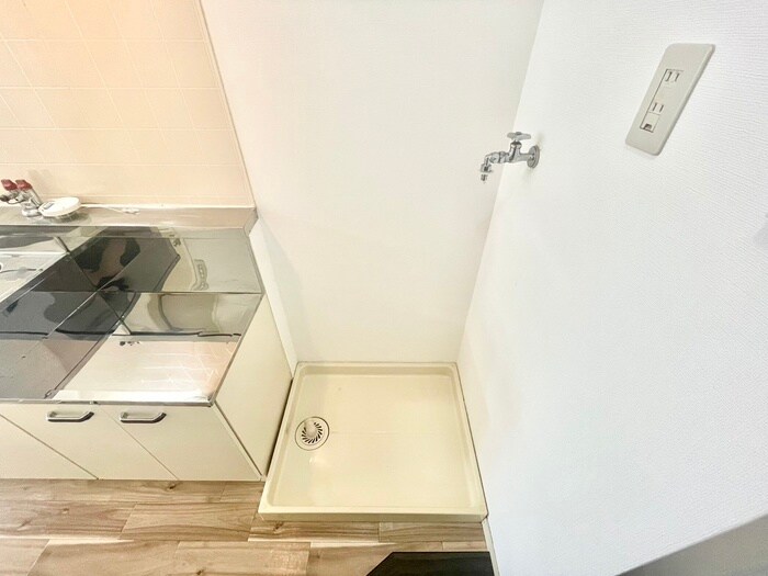 物件内観写真21　(洗濯機置場)