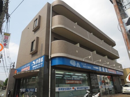 カーサ北桜塚外観写真