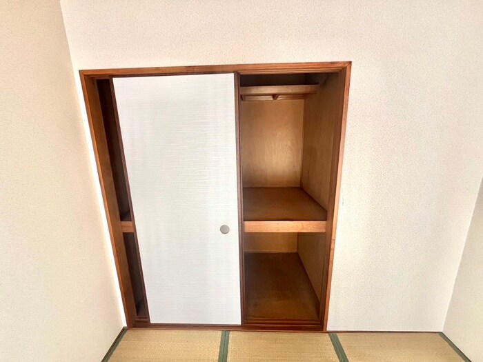 物件内観写真16　(収納)