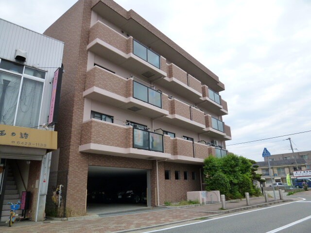 物件外観写真3　(外観写真)