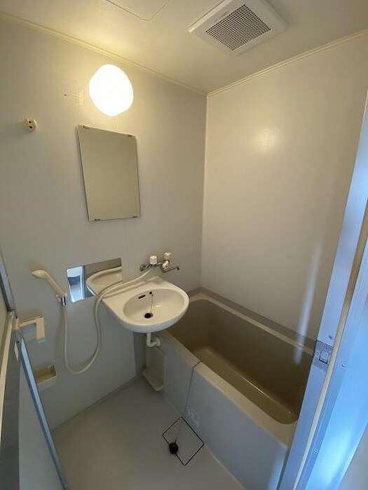 物件内観写真13　(バス／シャワールーム等)