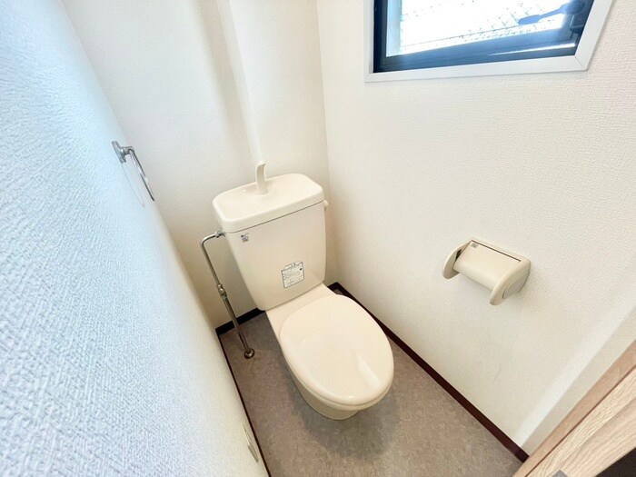 物件内観写真13　(トイレ)