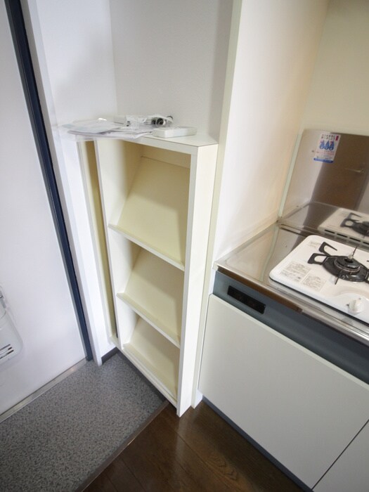 物件内観写真18　(玄関)