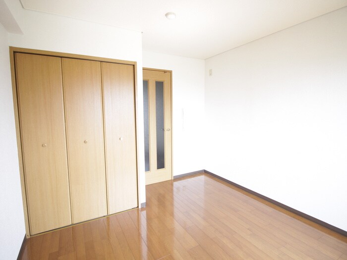 物件内観写真19　(居室)