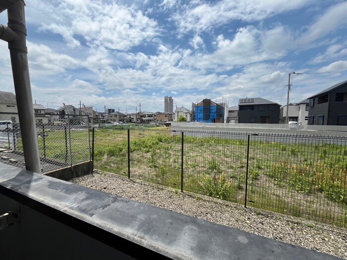 物件内観写真19　(室内からの展望)