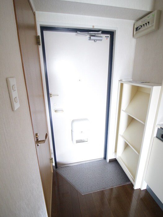 物件内観写真21　(玄関)