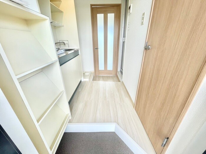 物件内観写真22　(廊下)