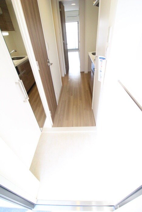 物件内観写真15　(玄関)