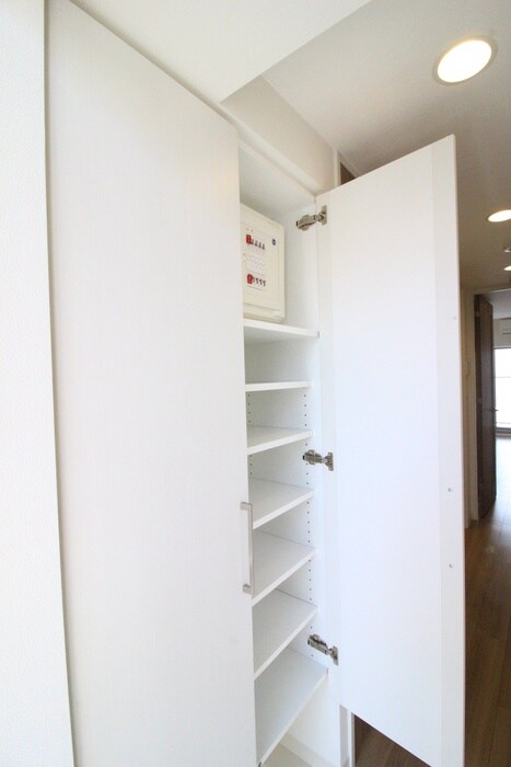 物件内観写真16　(靴箱)