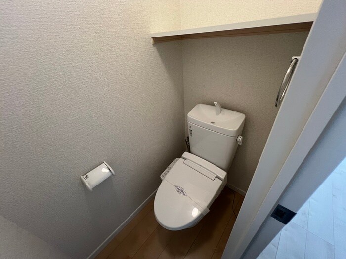 物件内観写真11　(トイレ)