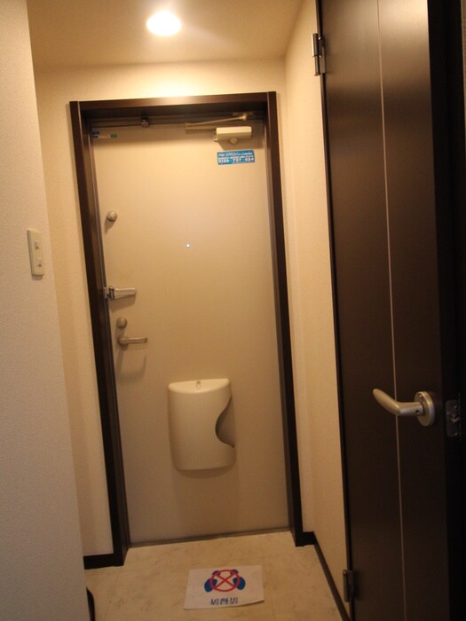 物件内観写真16　(廊下)