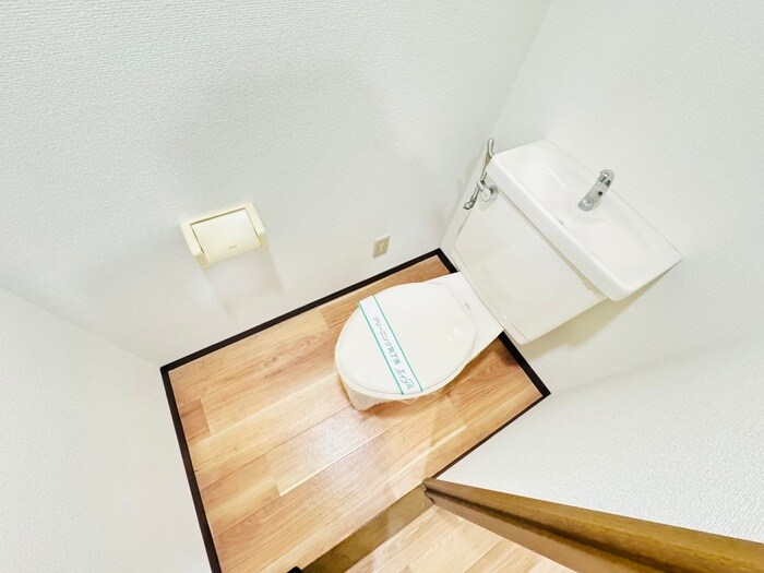 物件内観写真11　(トイレ)