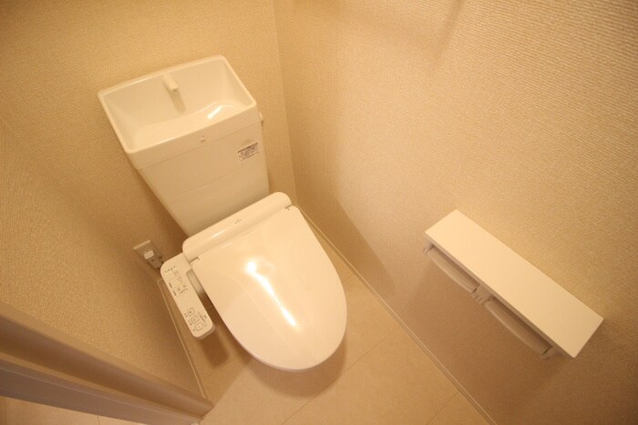 物件内観写真13　(トイレ)