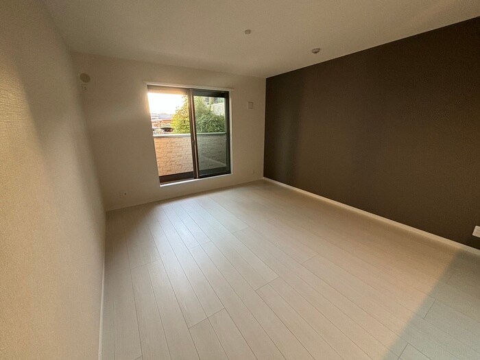 物件内観写真4　(居室)