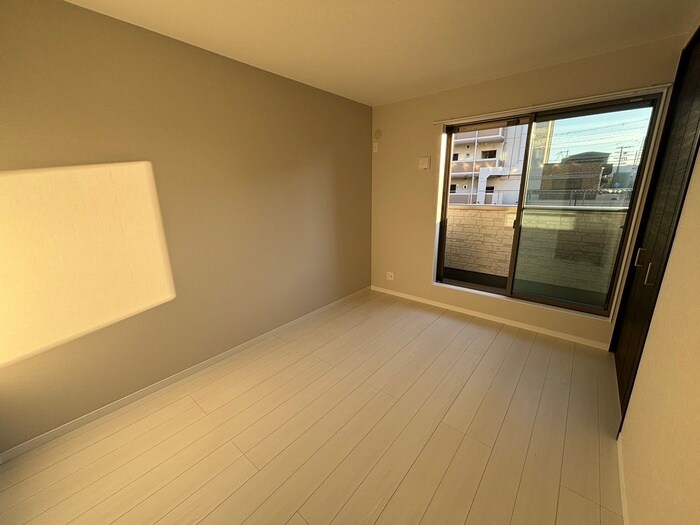 物件内観写真15　(居室)